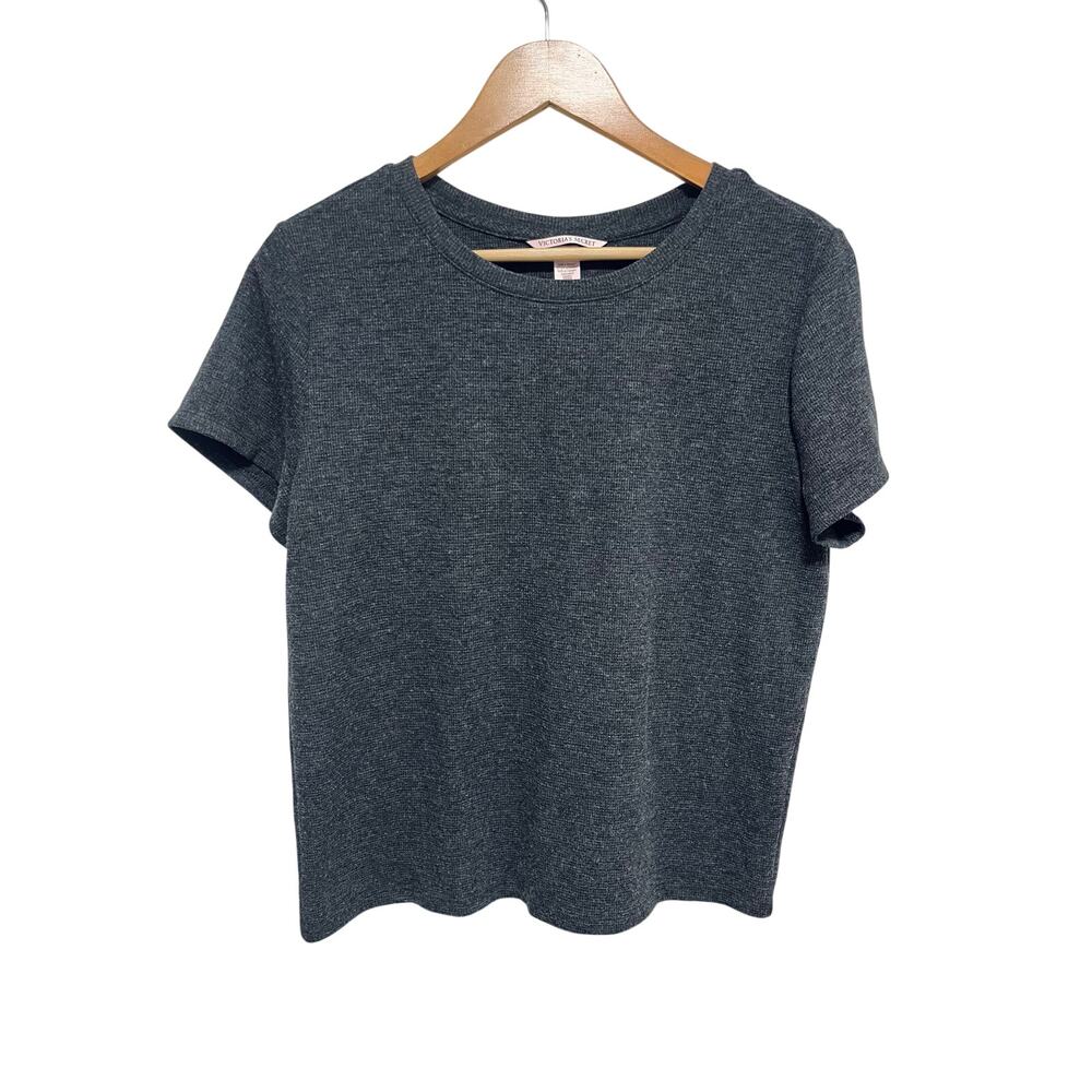 VS short sleeve top